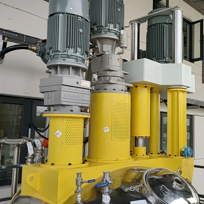 üçlü şaft karıştırıcı makinesi üçlü şaft karıştırıcı makinesi